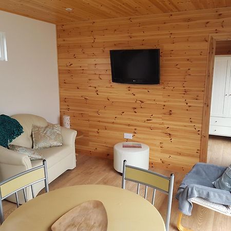 Acorn Camping And Caravan Park Llantwit Major Dış mekan fotoğraf