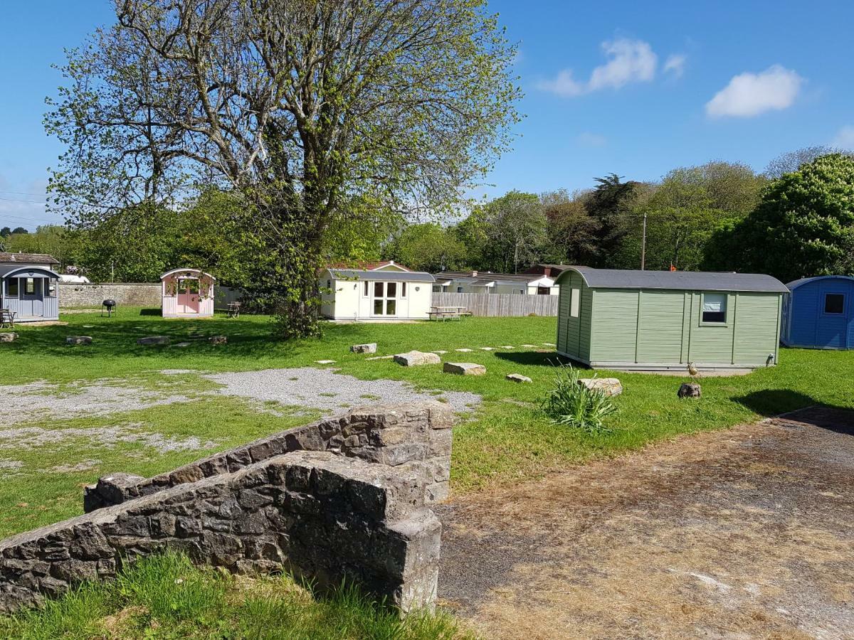 Acorn Camping And Caravan Park Llantwit Major Dış mekan fotoğraf