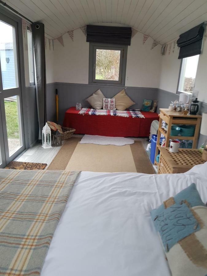 Acorn Camping And Caravan Park Llantwit Major Dış mekan fotoğraf