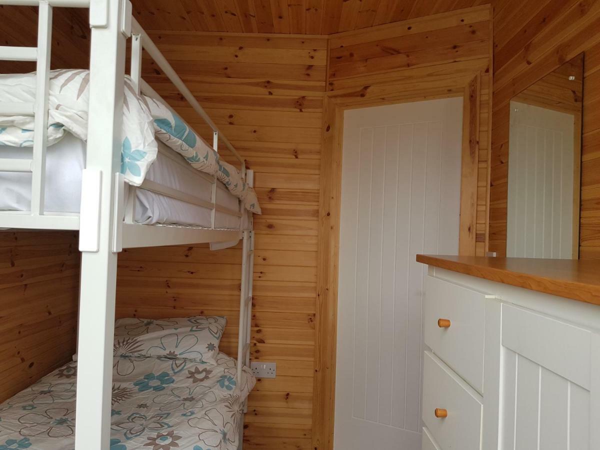 Acorn Camping And Caravan Park Llantwit Major Dış mekan fotoğraf