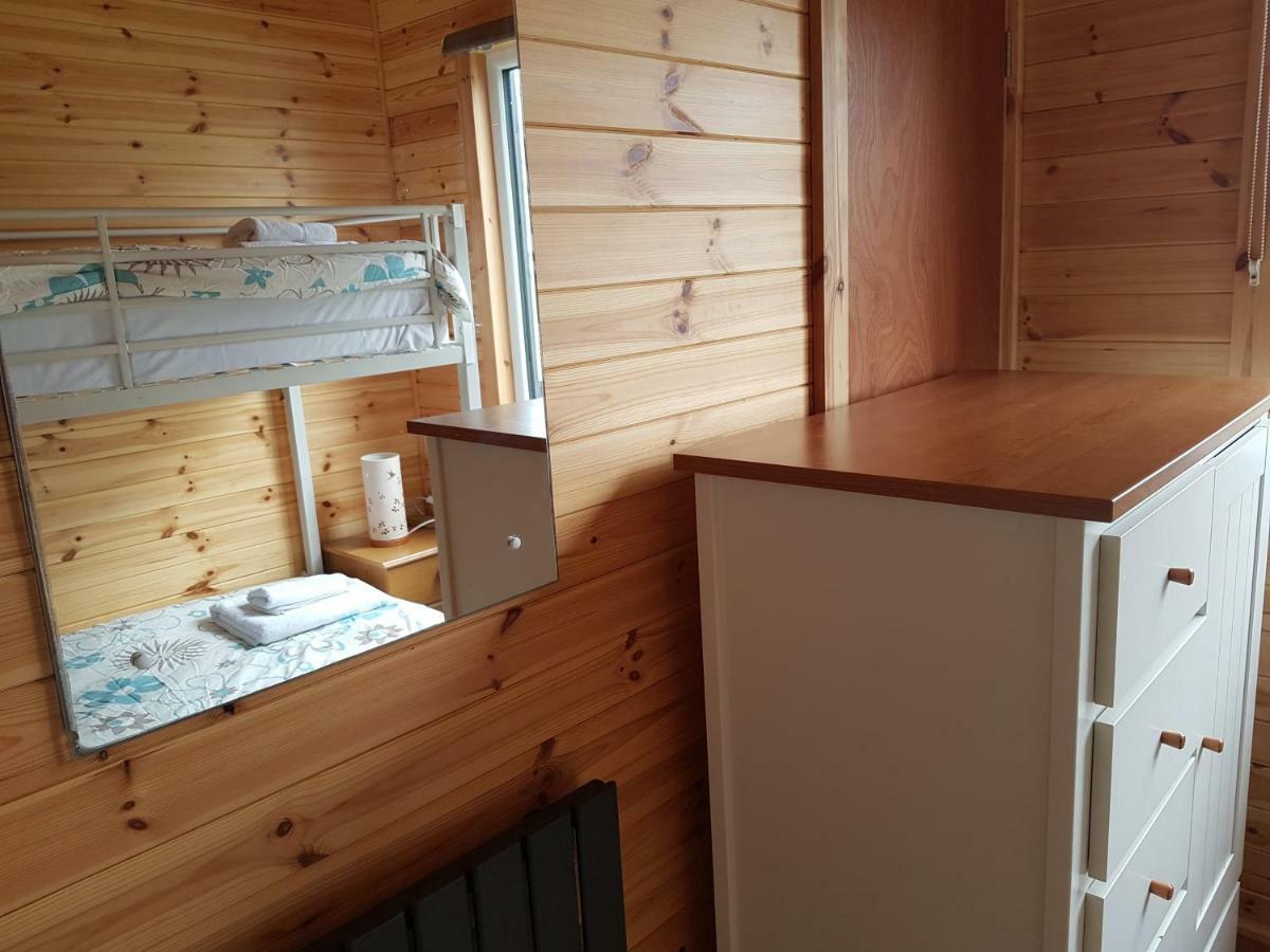 Acorn Camping And Caravan Park Llantwit Major Dış mekan fotoğraf
