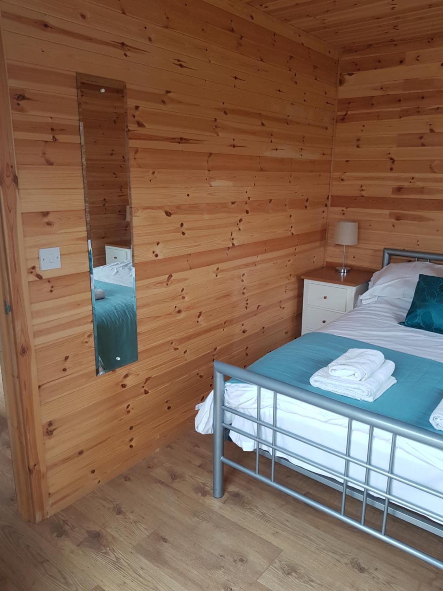 Acorn Camping And Caravan Park Llantwit Major Dış mekan fotoğraf