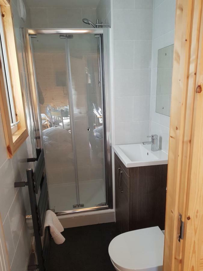 Acorn Camping And Caravan Park Llantwit Major Dış mekan fotoğraf